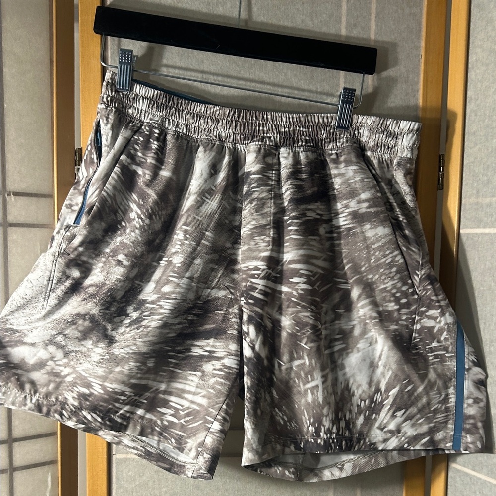 lululemon athletica Monochrome Patterned Men's Shorts